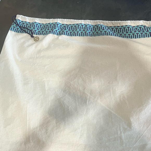 AUTHENTIC! Tory Burch Perry T Monogram Jacquard Embroidered Triple Tote - Picture 8 of 8